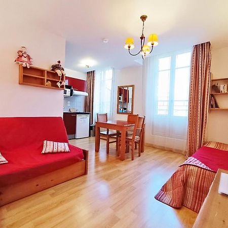 Le Bouquetin, Studio, Centre Luchon, Wifi, Casier A Skis, Ascenseur, 3 Personnes Bagneres-de-Luchon Ngoại thất bức ảnh